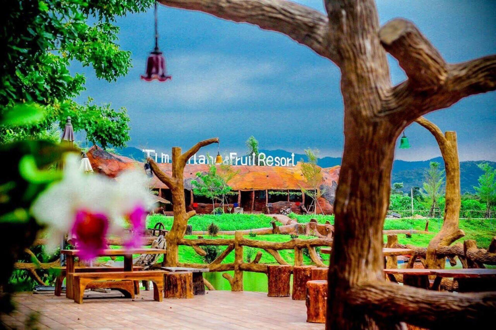 Timberland And Fruit Resort Pong Yo Exteriör bild