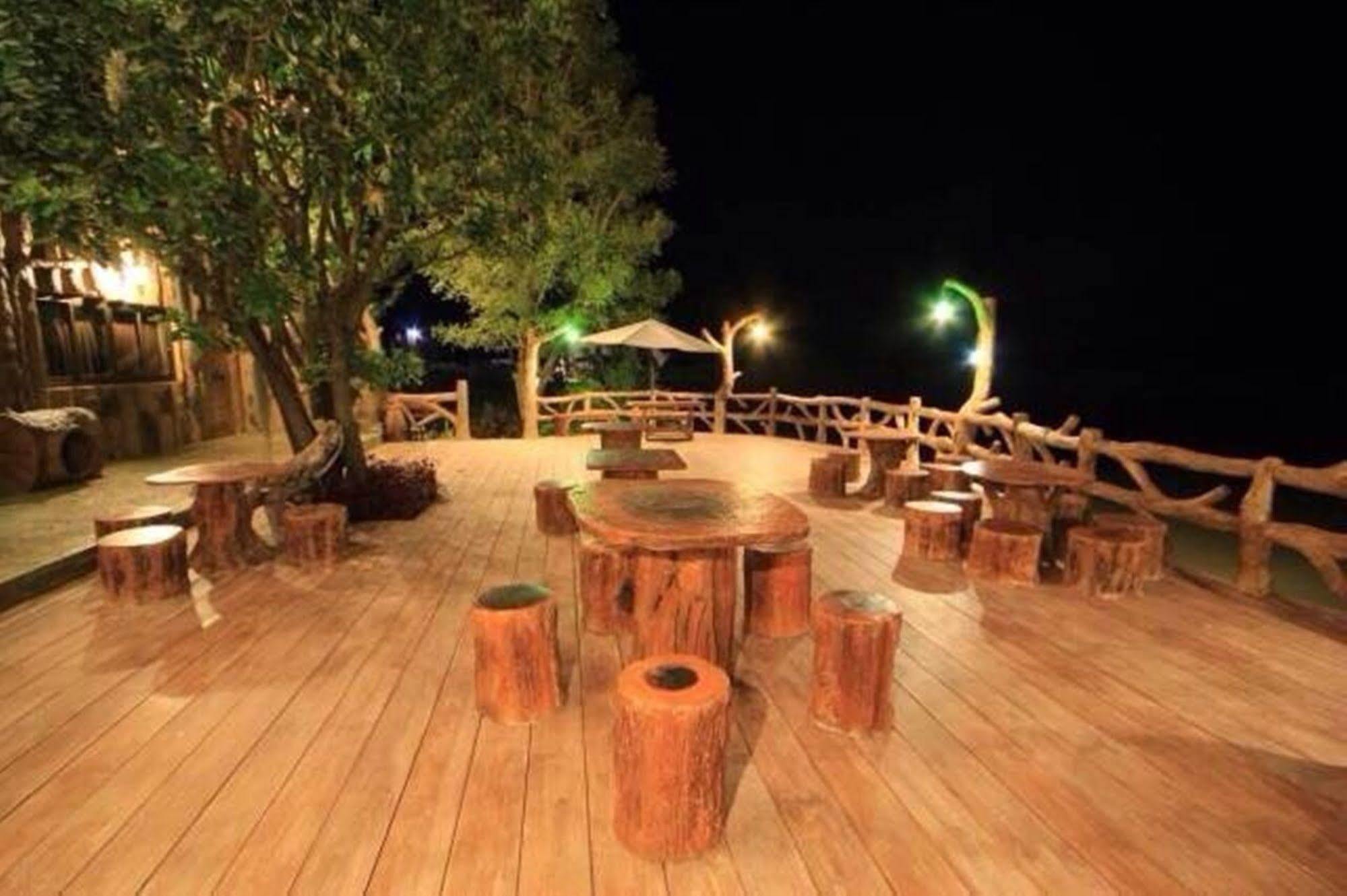Timberland And Fruit Resort Pong Yo Exteriör bild